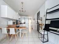À VENDRE - Appartement T3 avec cours privative couverte — photo 4