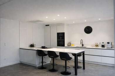 Appartement 10 pièces 325000 €