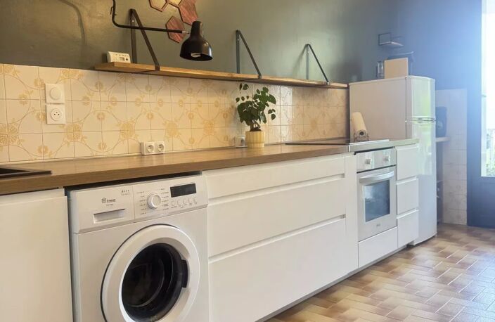 CHARMANT APPARTEMENT DE TYPE 3 AVEC CAVE ET PLACE DE STATIONNEMENT - SARTENE — photo 2