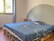 CHARMANT APPARTEMENT DE TYPE 3 AVEC CAVE ET PLACE DE STATIONNEMENT - SARTENE — photo 4