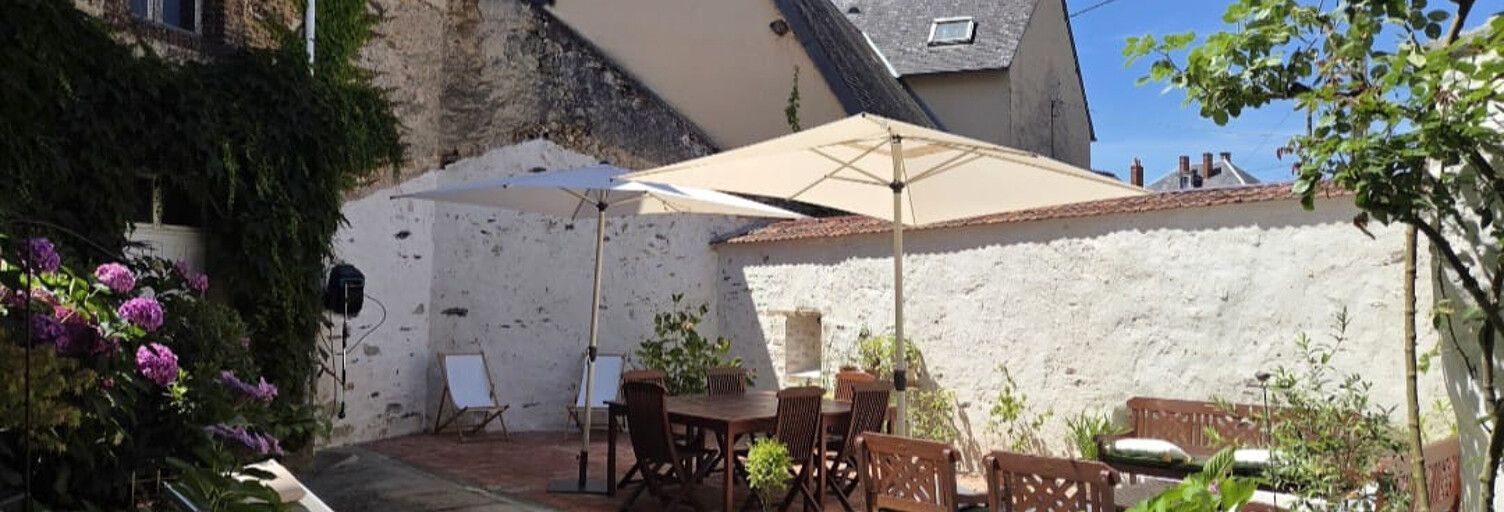 Maison 10 Pièces 350 m² à vendre à Culan (18270)