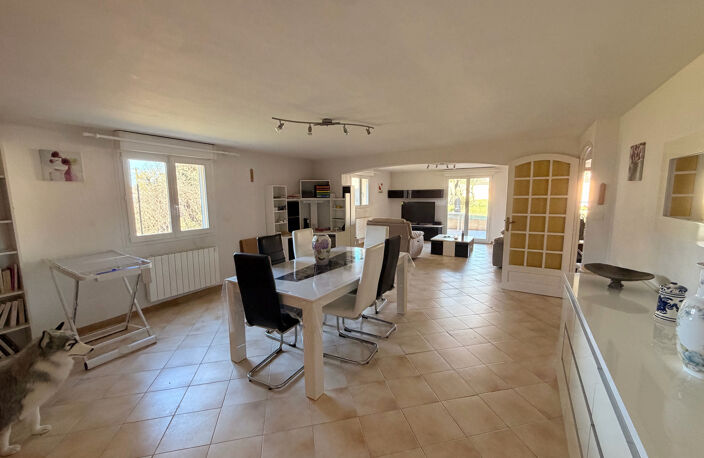 Villa 210 m2 avec piscine a Lansargues — photo 2