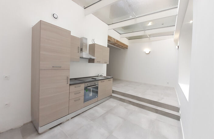 T3 LOFT Préfecture / Castellane — photo 2