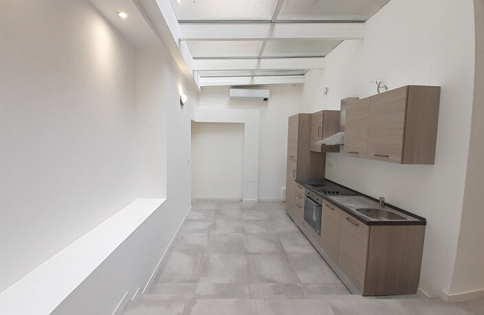 T3 LOFT Préfecture / Castellane — photo 3
