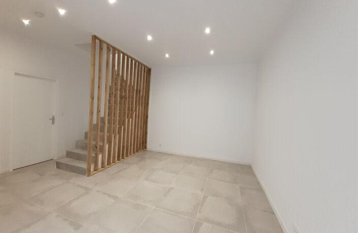 T3 LOFT Préfecture / Castellane — photo 5