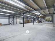 Vence - Entrepôt - 4 Parkings — photo 4