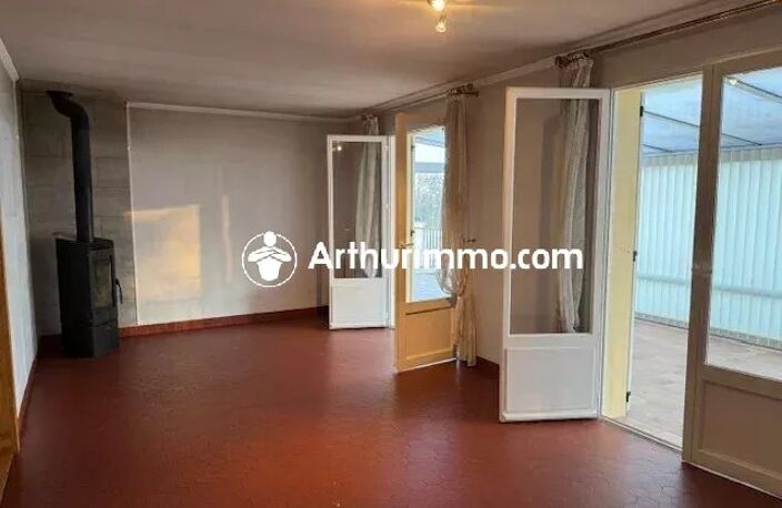 MAGNY LE DESERT, maison de 117m² avec sous sol et dépendance — photo 3