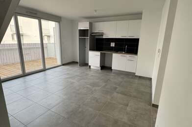 Appartement 3 pièces 875 €