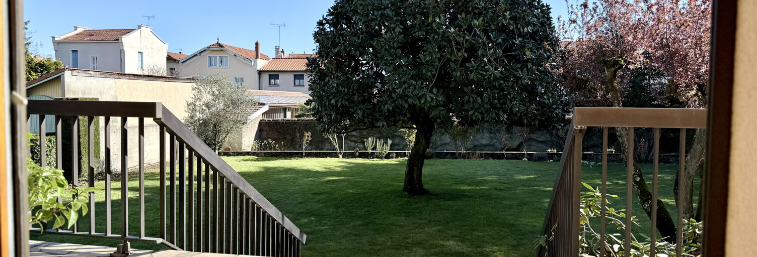 Maison 5 Pièces 178 m² à vendre à Bron (69500)