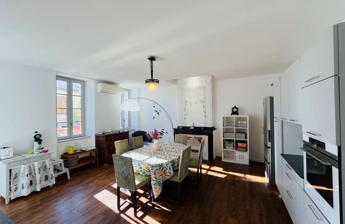 Villefranche centre, maison bourgeoise avec jardin et garage — photo 3