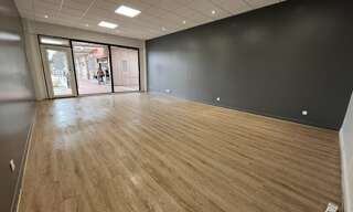 Commerce 2 Pièces 50 m² à louer à Saint-Donat-sur-l'Herbasse (26260)