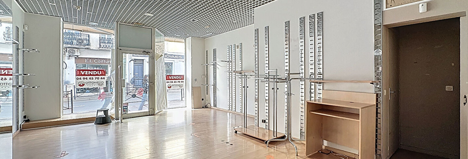Bureau  58 m² à louer à Saint-Raphaël (83700)