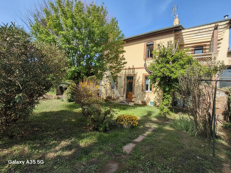 Maison L Isle Jourdain 7 pièce(s) — photo 1
