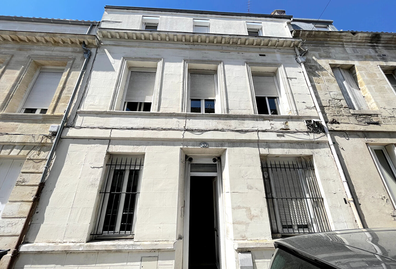 A VENDRE IMMEUBLE DE 4 APPARTEMENTS - BORDEAUX PLACE PAUL DOUMER — photo 1