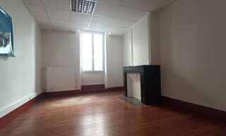 Immeuble  300 m² à vendre à Saint-Affrique (12400)