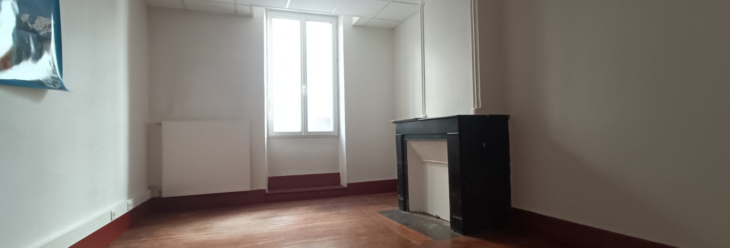 Immeuble  300 m² à vendre à Saint-Affrique (12400)
