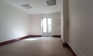 Immeuble  300 m² à vendre à Saint-Affrique (12400)