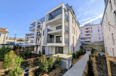 Appartement 2 pièces 1050 €