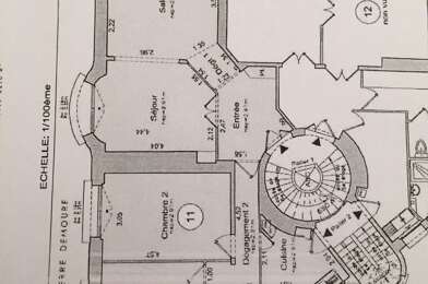 Appartement 4 pièces 3210 €