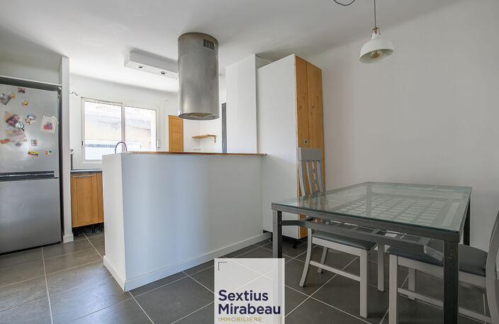 Charmante maison rénovée de 65 m2 avec Garage et jardinet — photo 3