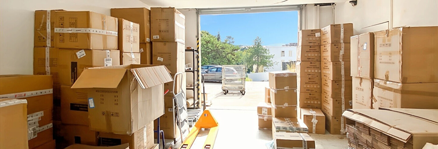 Commerce  445 m² à louer à Marseille 11 (13011)