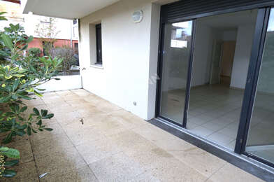 Appartement 4 pièces 994 €