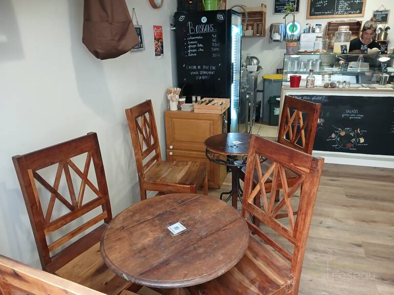 Restaurant — photo 1