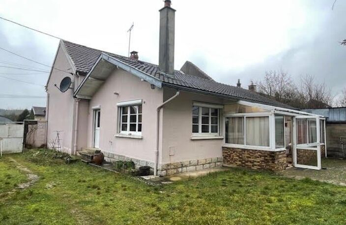 Maison ancienne avec une belle grange et un terrain de 1300 m2 à BUNCEY ! — photo 2