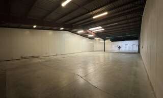 Commerce  450 m² à louer à Saint-Avertin (37550)