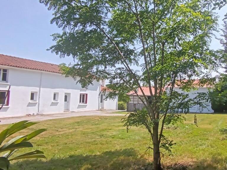 Opportunité 2 maisons de 105 et 36 m² à Venansault — photo 1