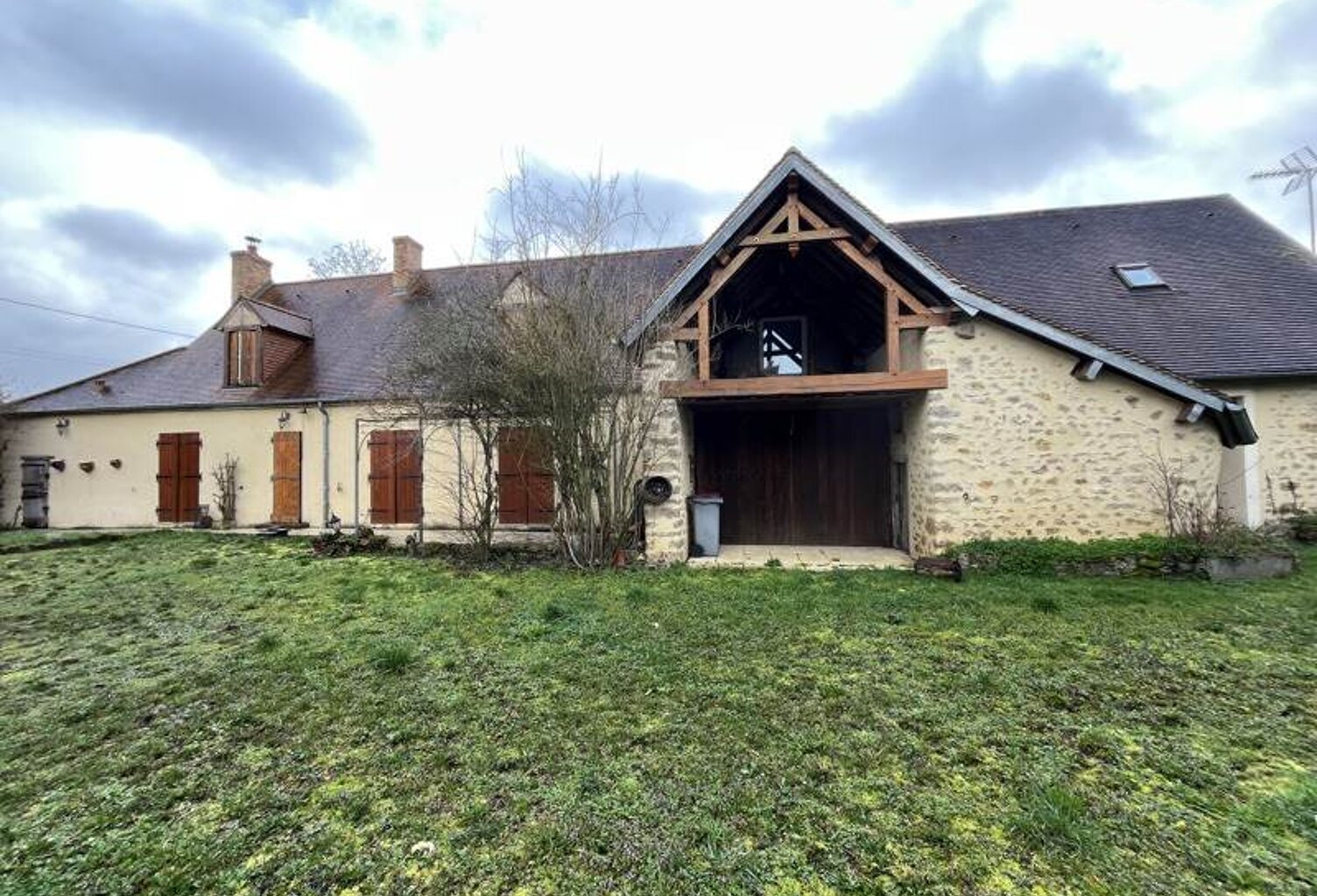 Longère de 6 pièces principales — photo 1