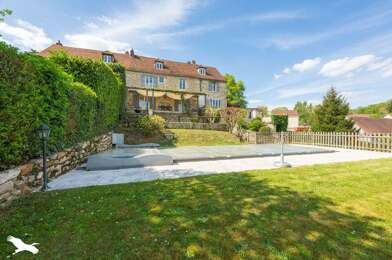 Maison 8 pièces 549000 €