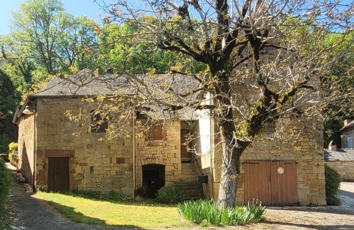Maison de bourg de 5 pièces principales — photo 2