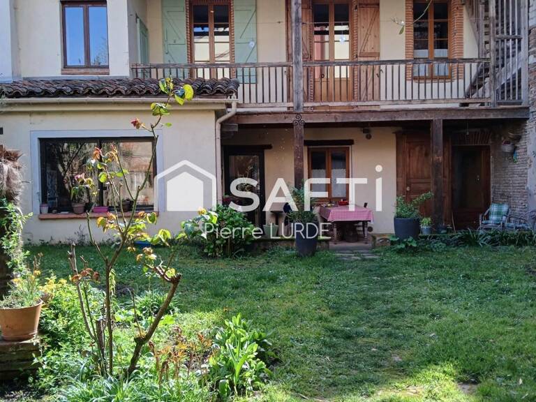 Toulousaine rénovée de 180 m2 avec jardin et garage — photo 1