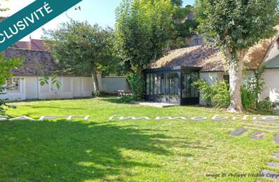 Maison de charme avec 4 chambres / 191m2 sur 600m2 de terrain clos de hauts murs + dépendances — photo du bien