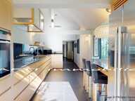 Maison de charme avec 4 chambres / 191m2 sur 600m2 de terrain clos de hauts murs + dépendances — photo 4