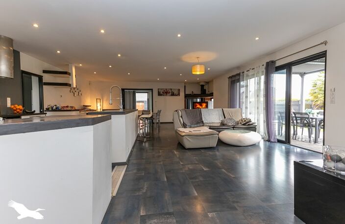 Contemporaine de 6 pièces principales — photo 3