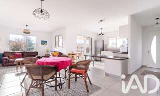 Maison 5 Pièces 123 m² à vendre à Commelle-Vernay (42120)