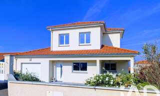 Maison 5 Pièces 123 m² à vendre à Commelle-Vernay (42120)