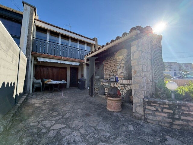 Villa / Maison  T5 à vendre Portes-lès-Valence 26800