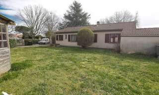 Maison 5 Pièces 111 m² à vendre à Saint-Martin-de-Sescas (33490)