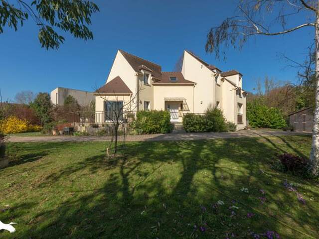 Maison 8 pièces 185 m² à Auvers-sur-Oise — photo du bien