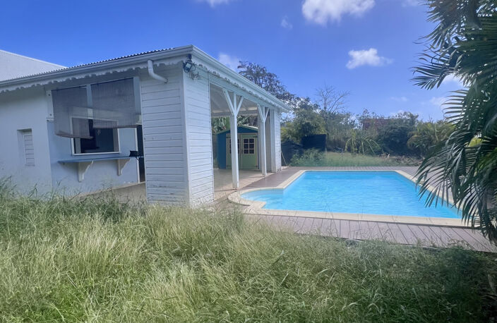 Villa  avec piscine  Quartier résidentiel recherché proche m — photo 5
