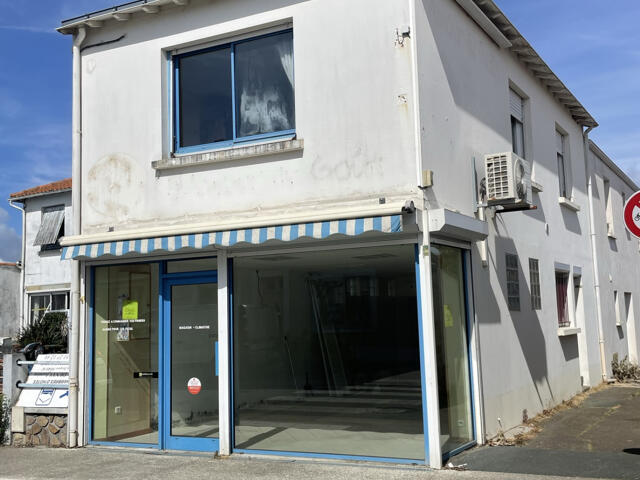 Immeuble proposé à Saint-Michel-en-l'Herm