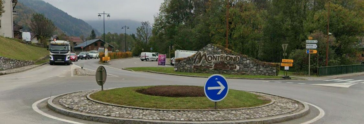 Garage  72 m² à vendre à Montriond (74110)