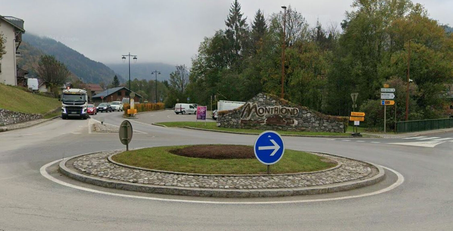 Lot de 3 parkings en sous-sol à MONTRIOND 74 avec frais de notaires offerts — photo 1