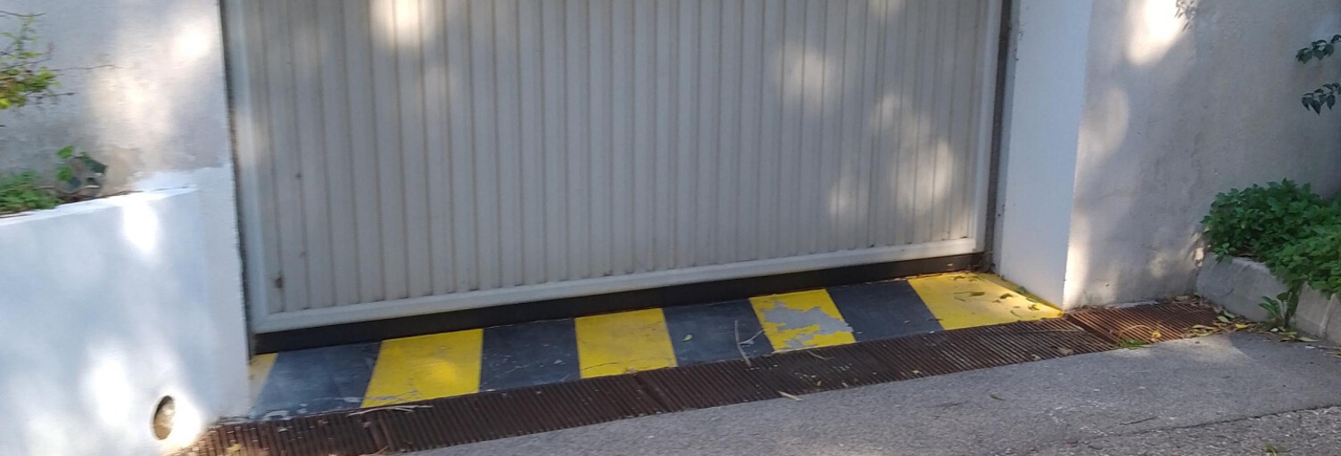 Garage   m² à vendre à Nice (06200)