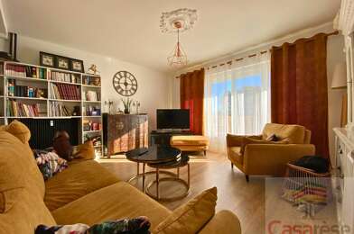Appartement 5 pièces 219440 €