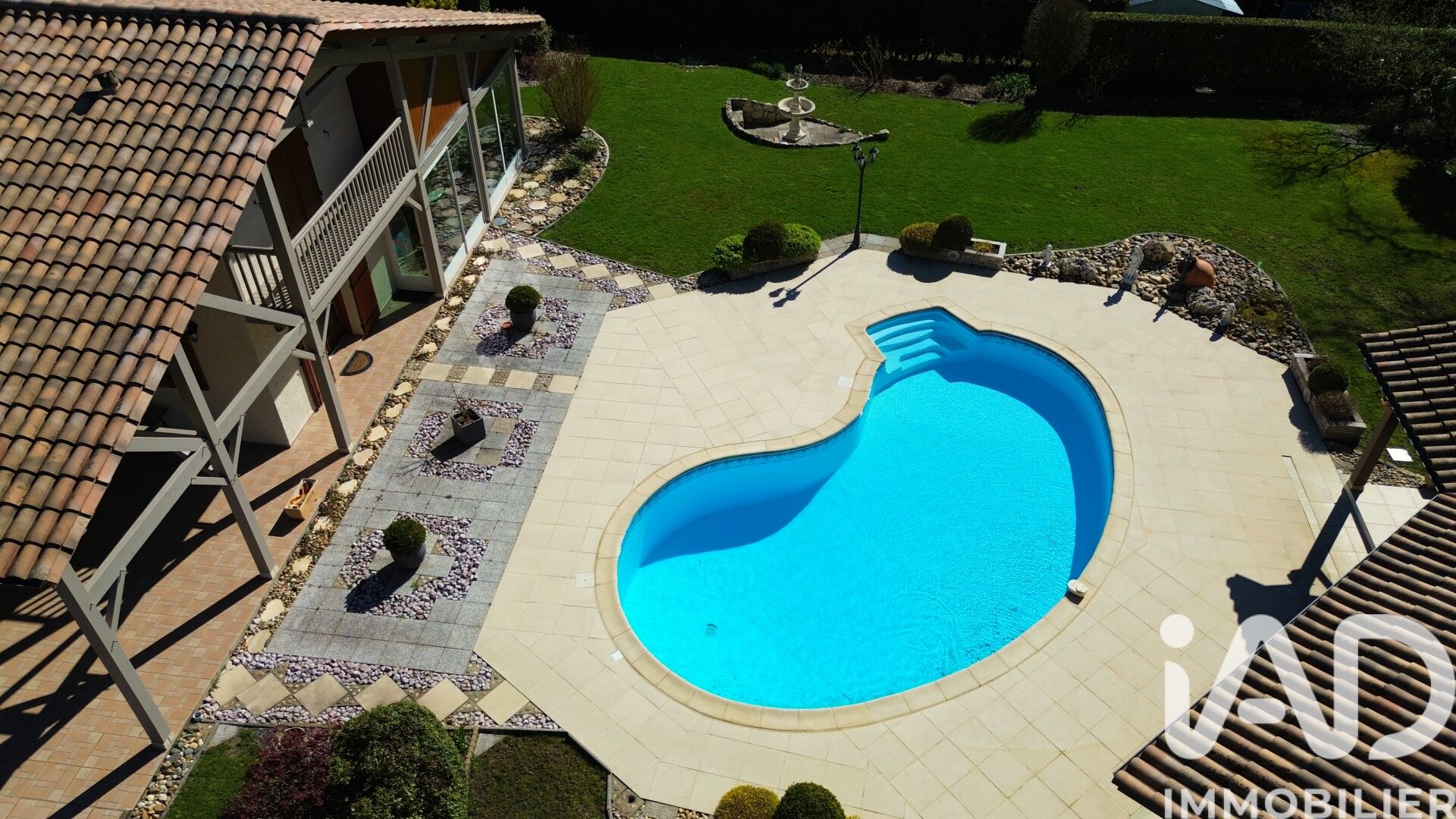 Vente Maison/villa 7 pièces - Photo 2