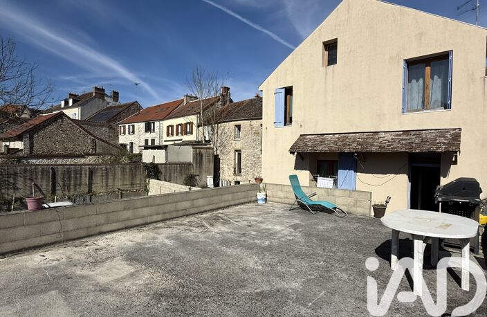 Vente Maison/villa 9 pièces — photo 3